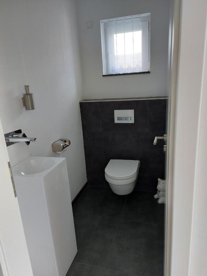 Several Different Rooms, Newly Furnished, In A New House In Vichten Esterno foto