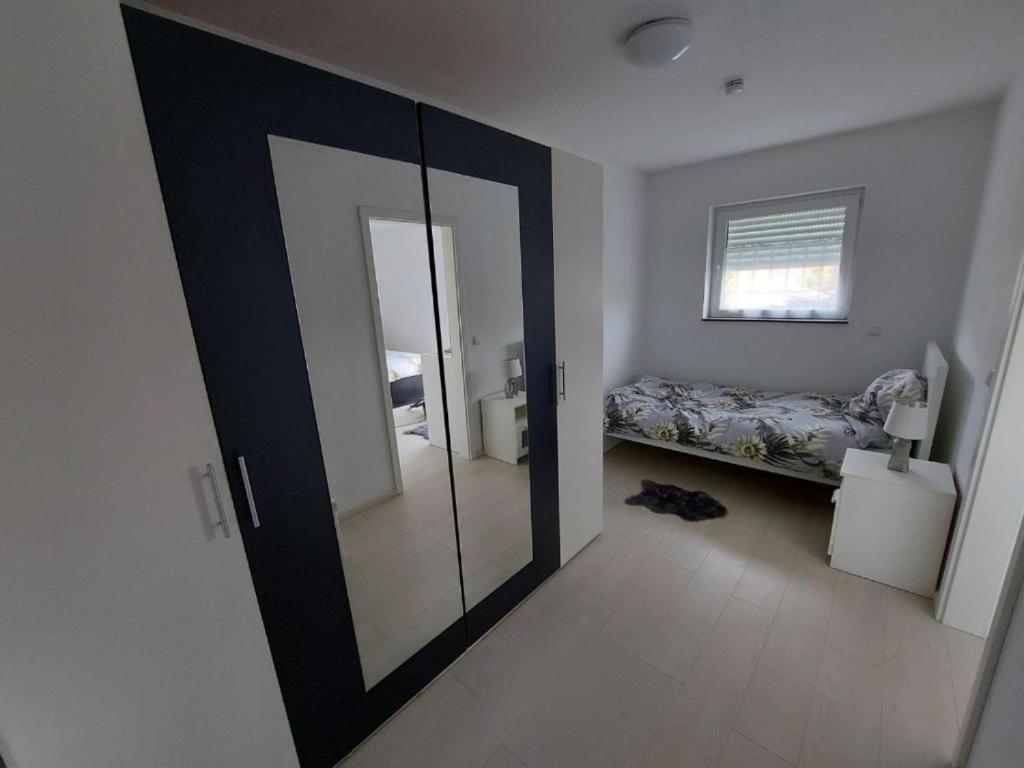 Several Different Rooms, Newly Furnished, In A New House In Vichten Esterno foto